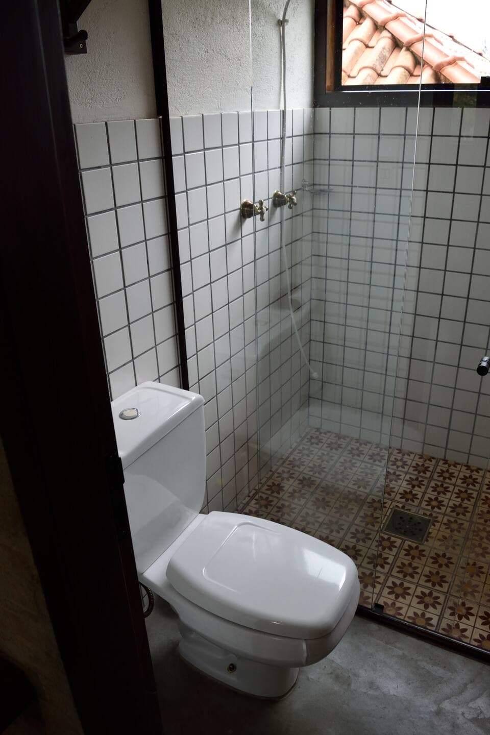 Chalé Jasmim — Lareira à alcool, 2 quartos e vista para montanhas 18